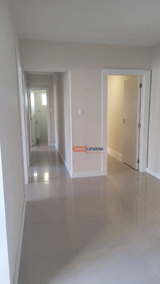 Apartamento à venda com 3 quartos, 100m² - Foto 23