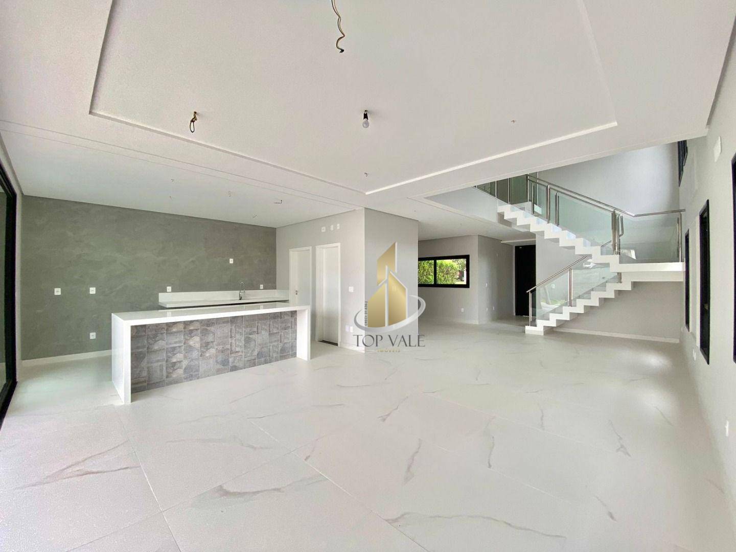 Sobrado à venda com 4 quartos, 349m² - Foto 8