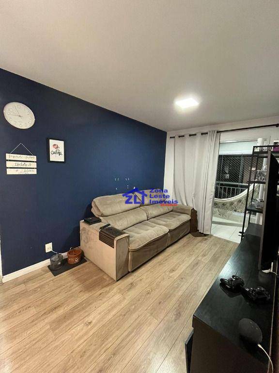 Apartamento à venda com 2 quartos, 64m² - Foto 4