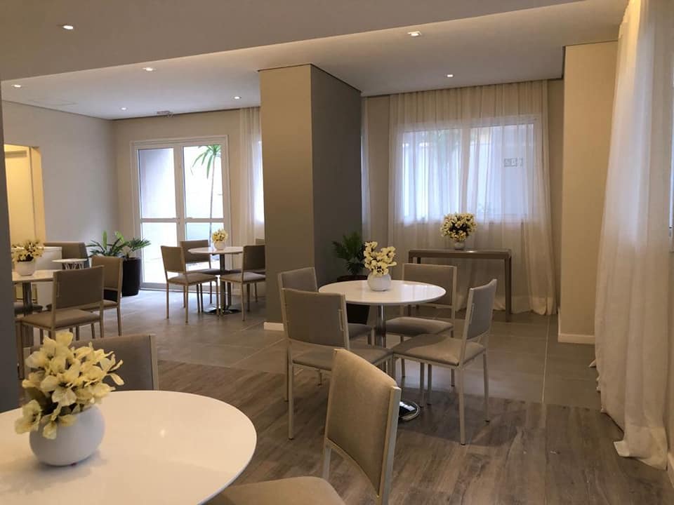 Apartamento à venda com 2 quartos, 70m² - Foto 4