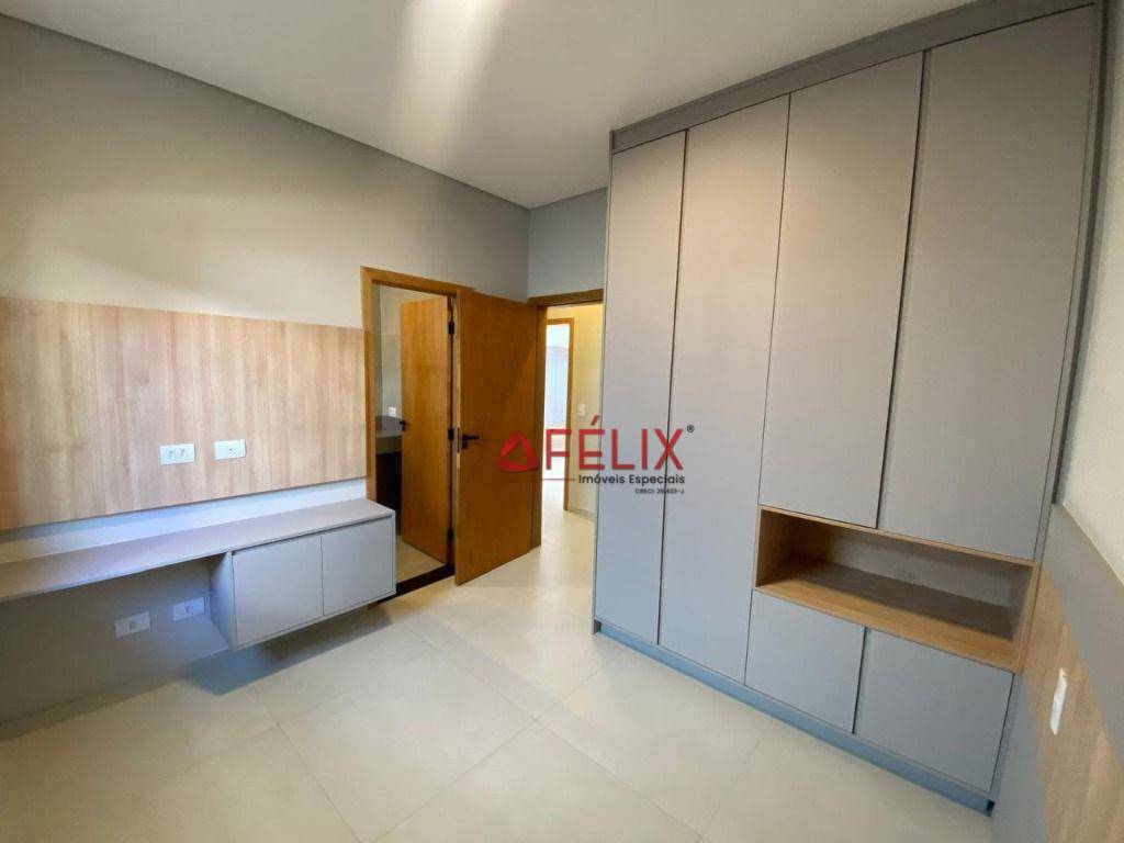 Casa de Condomínio para alugar com 3 quartos, 220m² - Foto 42
