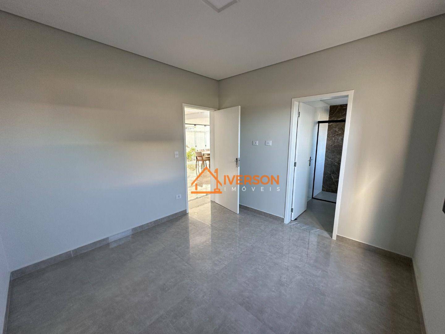 Sobrado à venda com 4 quartos, 215m² - Foto 13