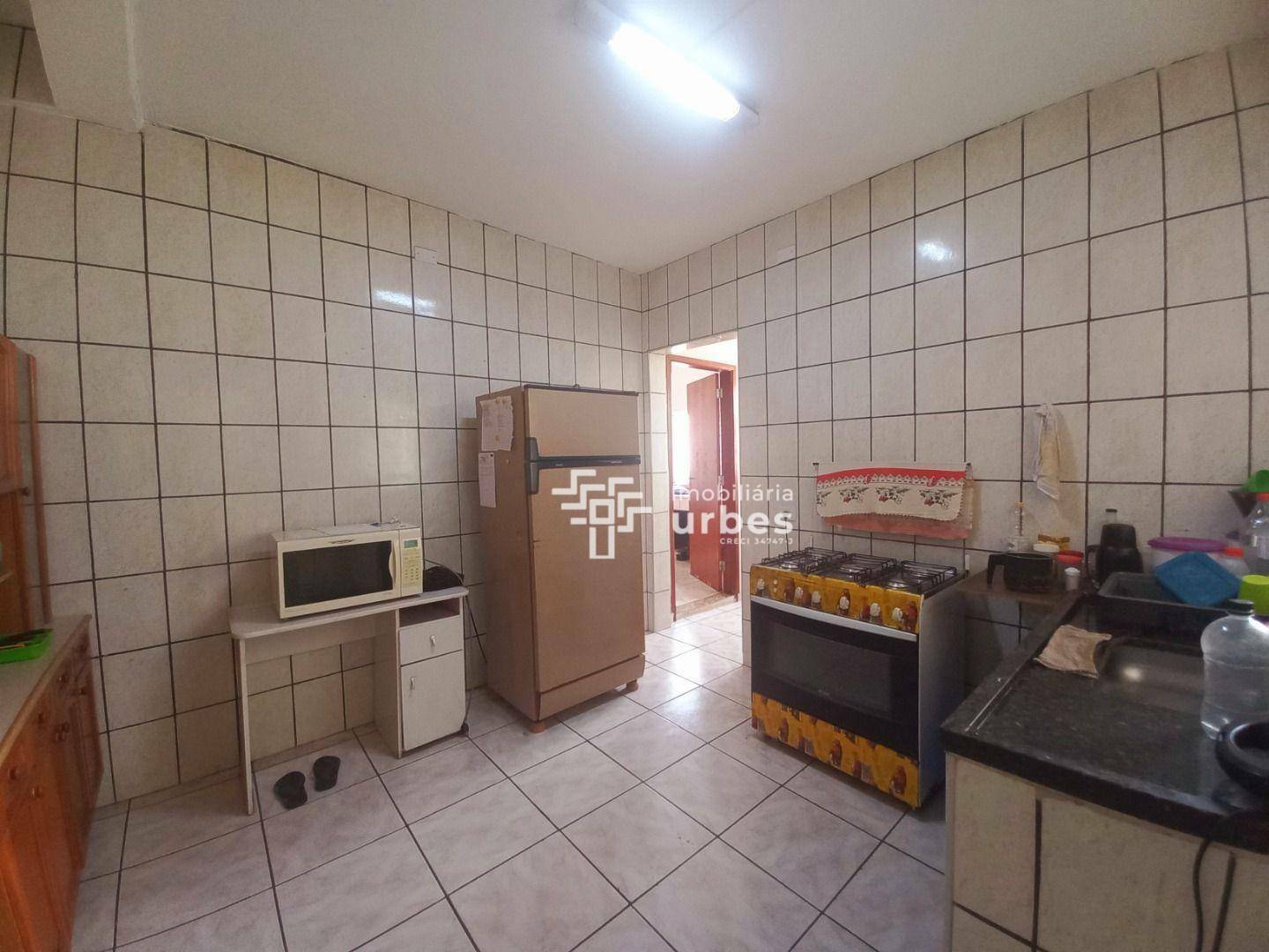 Casa à venda com 5 quartos, 306m² - Foto 21