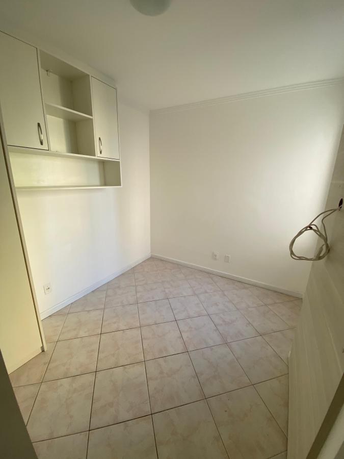 Apartamento à venda com 4 quartos, 106m² - Foto 5