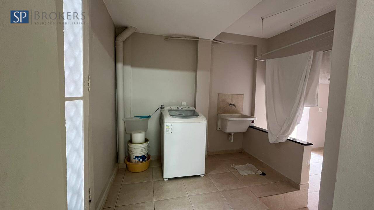 Casa à venda com 6 quartos, 153m² - Foto 22