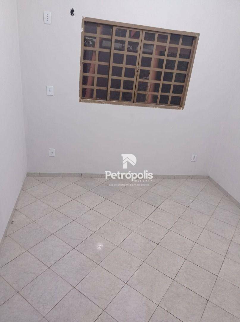 Casa à venda com 3 quartos, 201m² - Foto 7