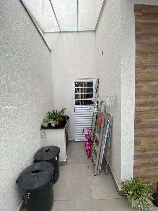 Casa à venda com 3 quartos, 200m² - Foto 34