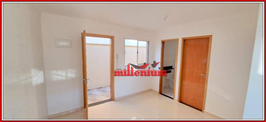 Apartamento à venda e aluguel com 2 quartos, 40m² - Foto 3