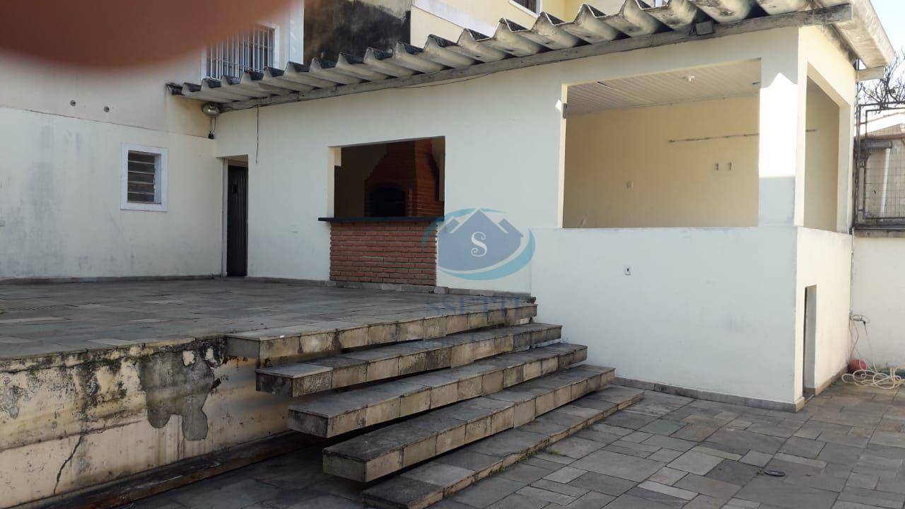 Casa à venda e aluguel com 4 quartos, 423m² - Foto 9