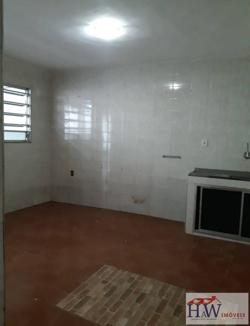 Casa para alugar com 2 quartos, 30m² - Foto 9