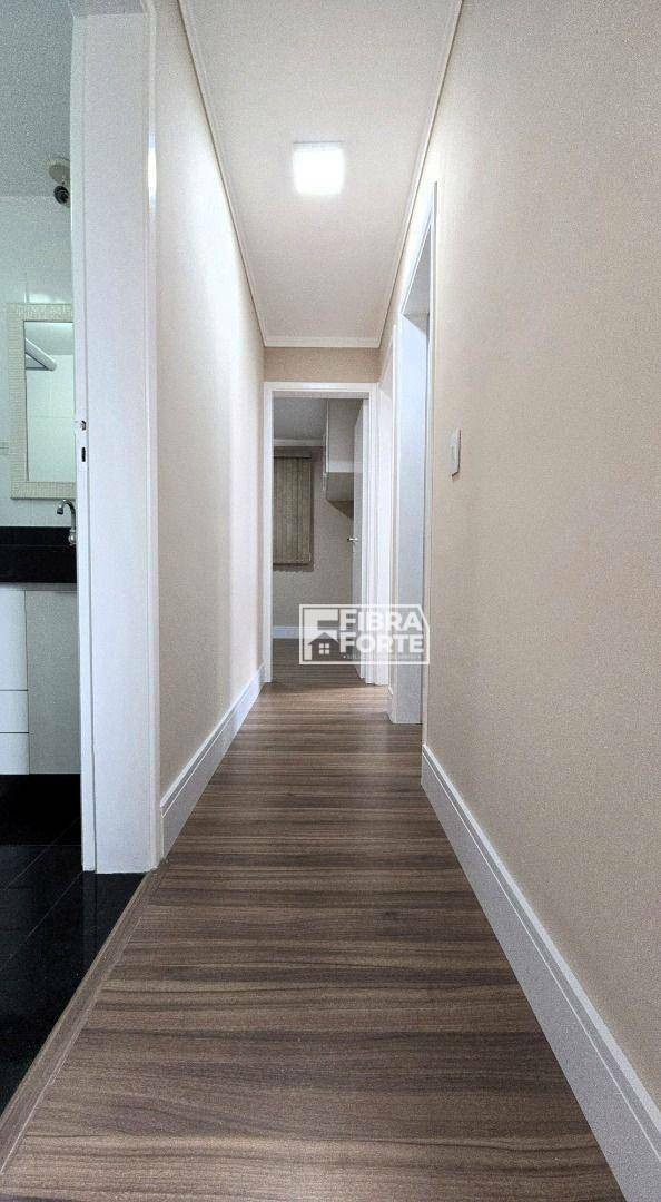 Apartamento para alugar com 3 quartos, 121m² - Foto 42