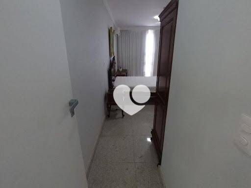 Cobertura à venda com 4 quartos, 240m² - Foto 24