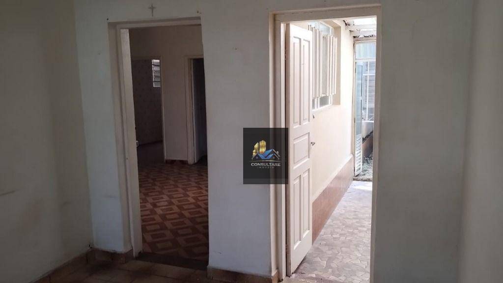 Casa à venda com 2 quartos, 250m² - Foto 14