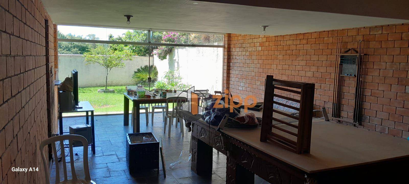 Sobrado para alugar com 4 quartos, 367m² - Foto 11