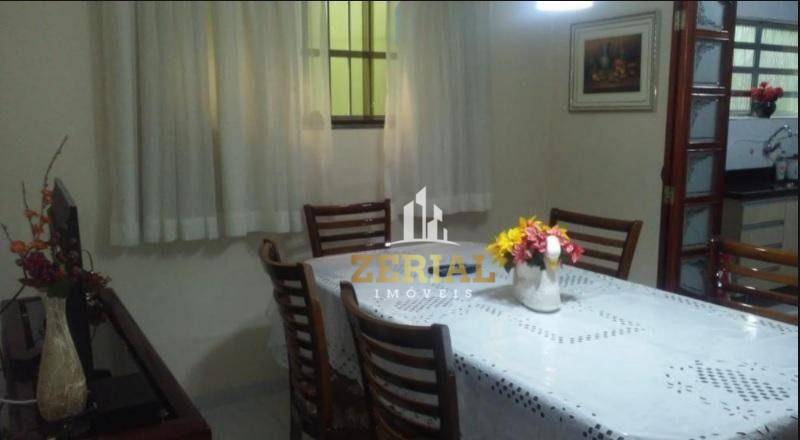 Sobrado à venda com 3 quartos, 208m² - Foto 3