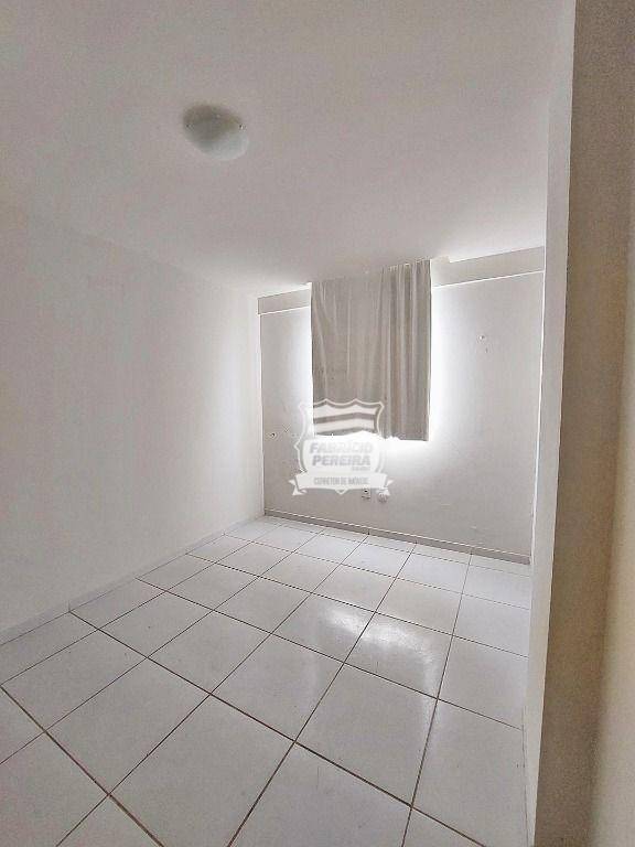 Apartamento à venda com 3 quartos, 91m² - Foto 18