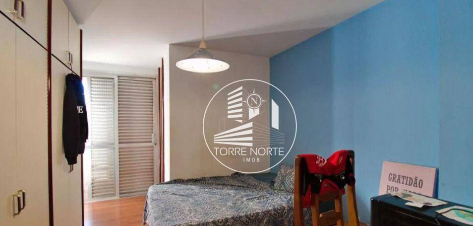 Apartamento à venda com 4 quartos, 219m² - Foto 8