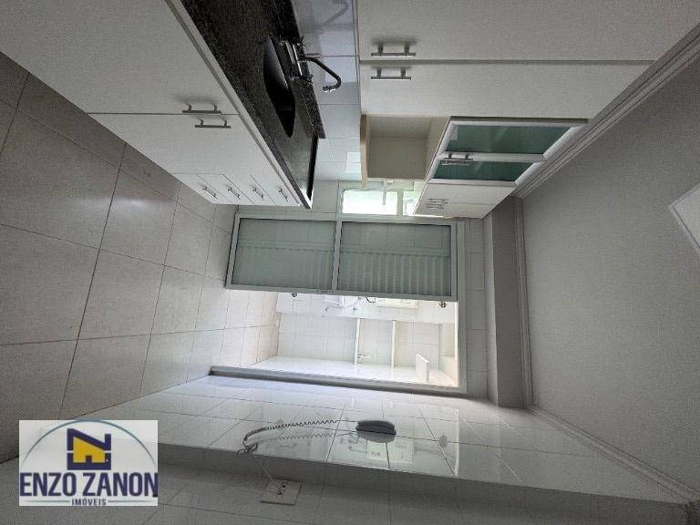 Apartamento para alugar com 3 quartos, 82m² - Foto 8