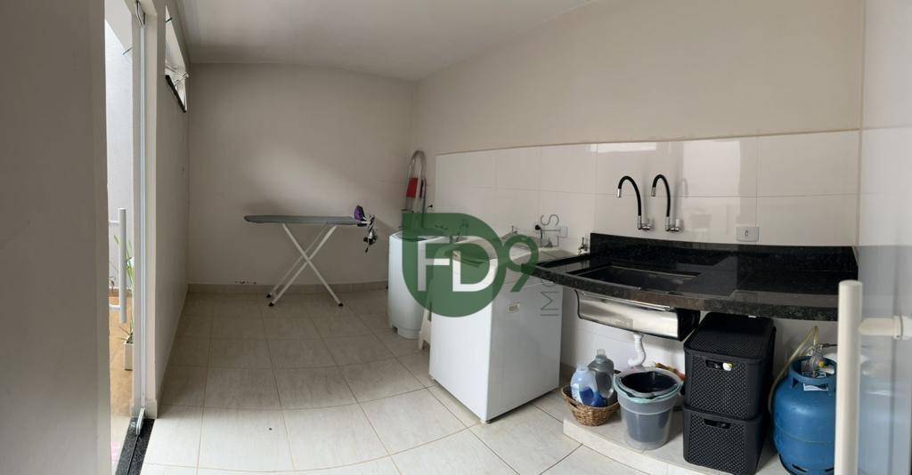 Casa à venda com 2 quartos, 171m² - Foto 16