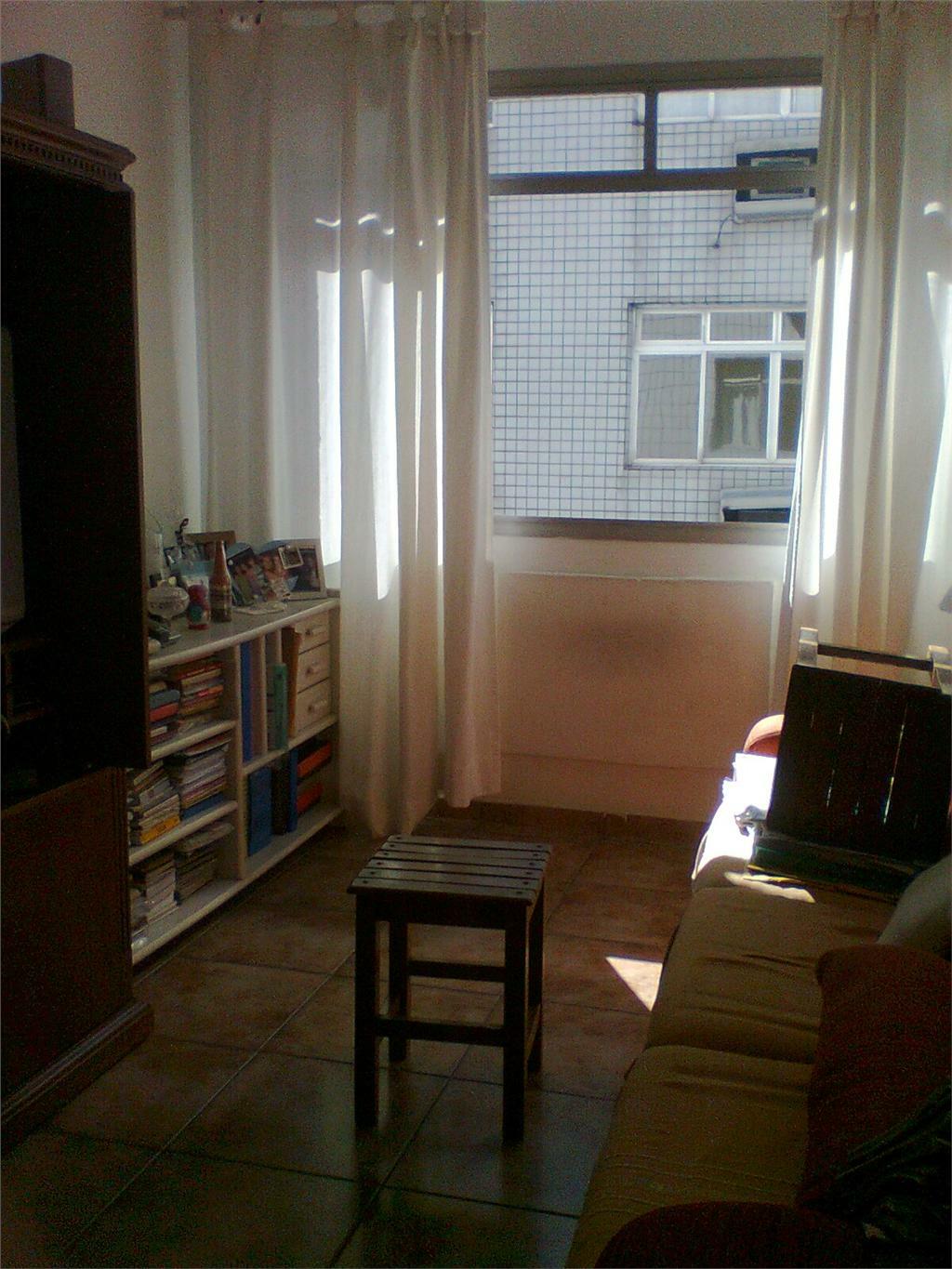 Apartamento à venda com 2 quartos, 85m² - Foto 2