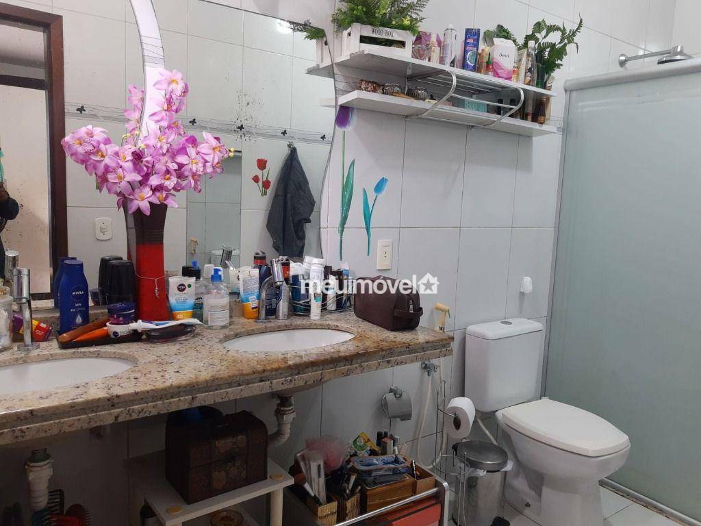 Casa à venda com 3 quartos, 250m² - Foto 16