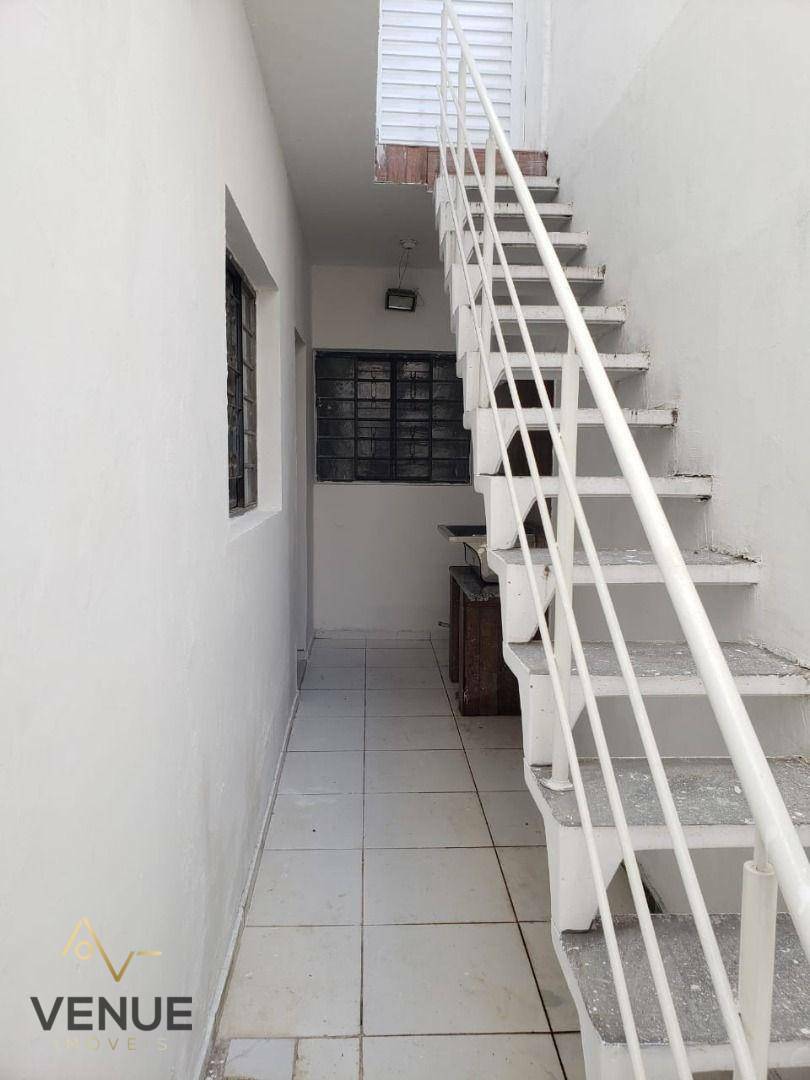 Sobrado à venda com 5 quartos, 220m² - Foto 14