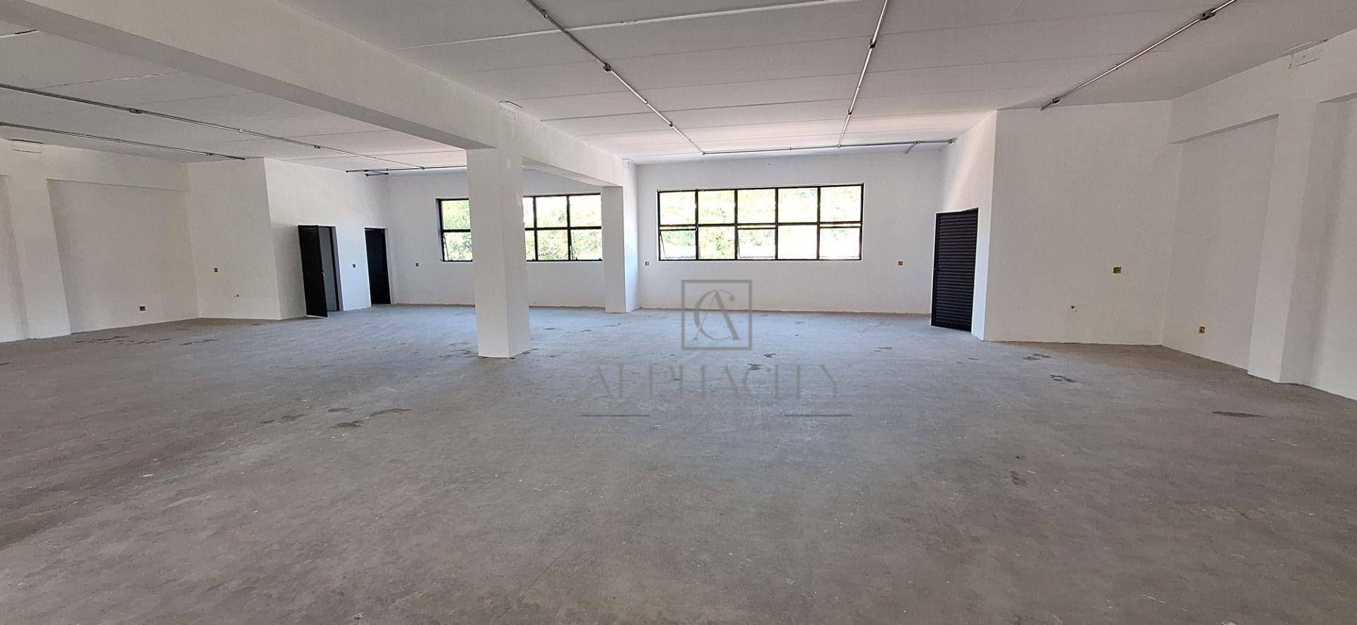 Prédio Inteiro para alugar, 1500m² - Foto 2