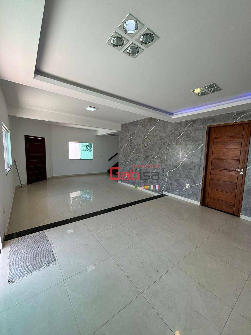 Casa à venda com 3 quartos, 160m² - Foto 1