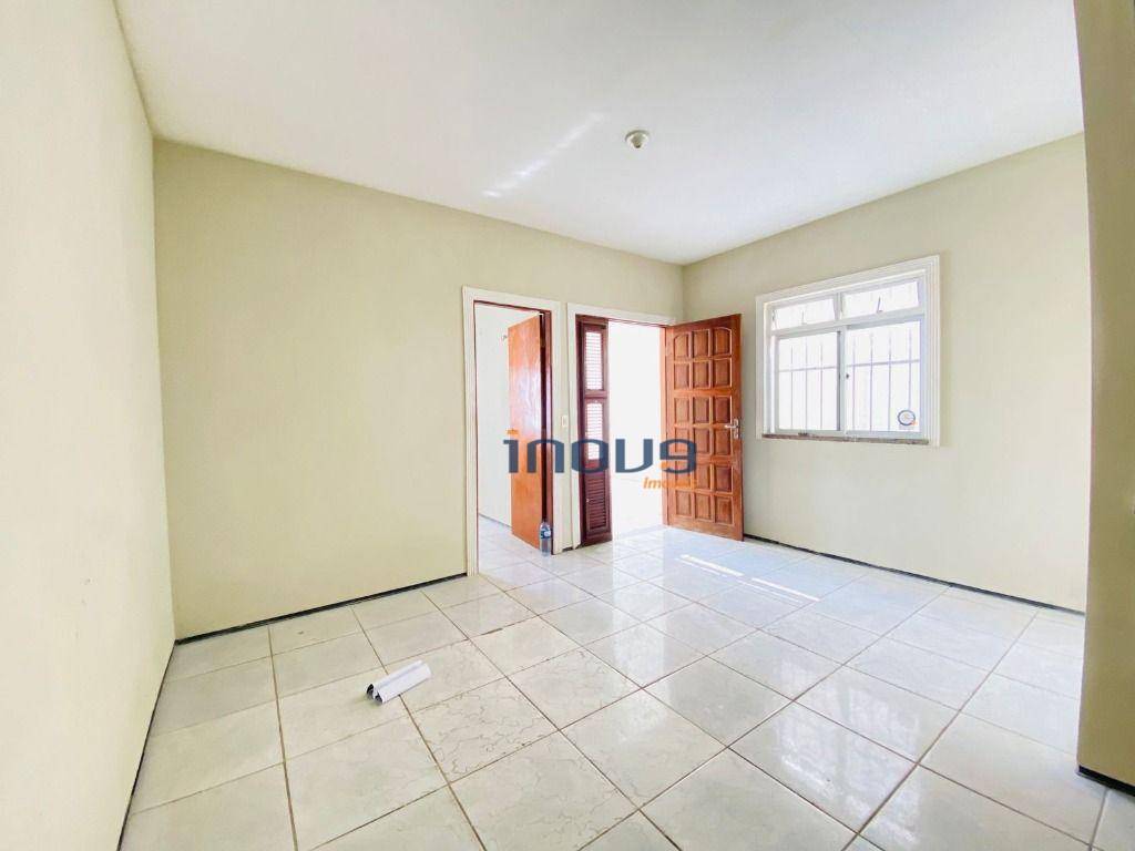 Casa para alugar com 3 quartos, 100m² - Foto 3