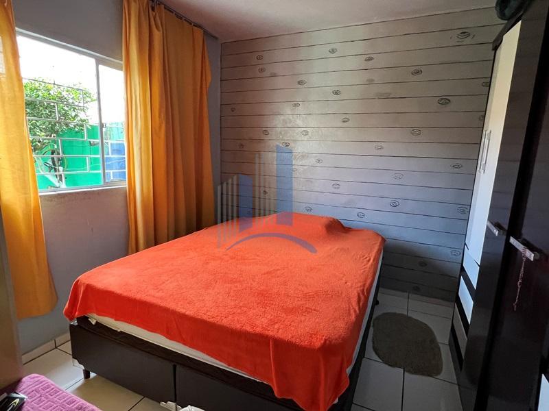 Sobrado à venda com 6 quartos, 200m² - Foto 13