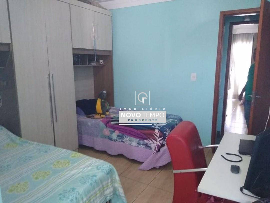 Sobrado à venda com 2 quartos, 100m² - Foto 5