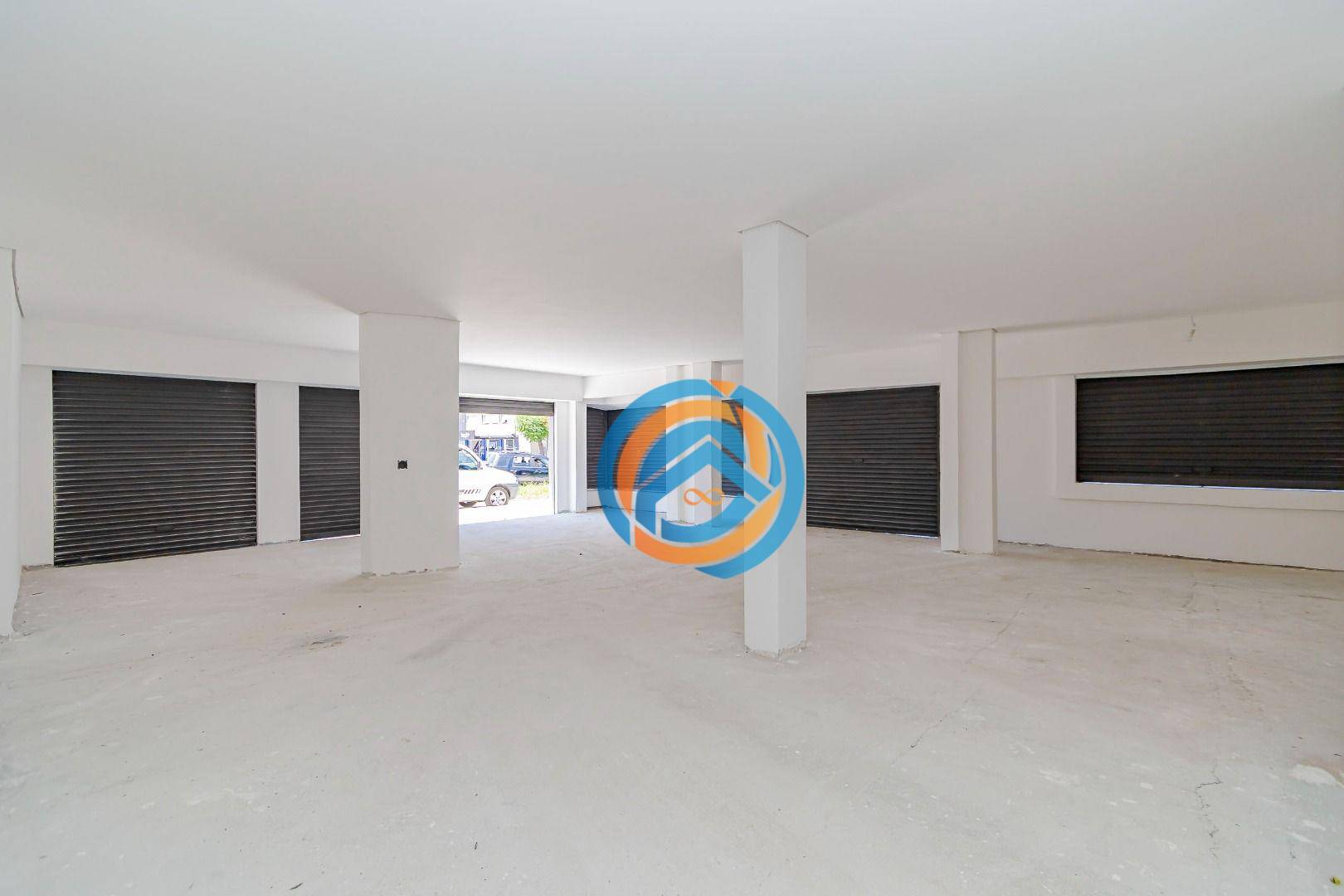 Sobrado à venda com 3 quartos, 600m² - Foto 60