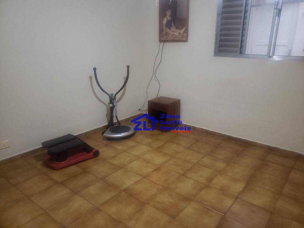 Sobrado à venda com 5 quartos, 300m² - Foto 43