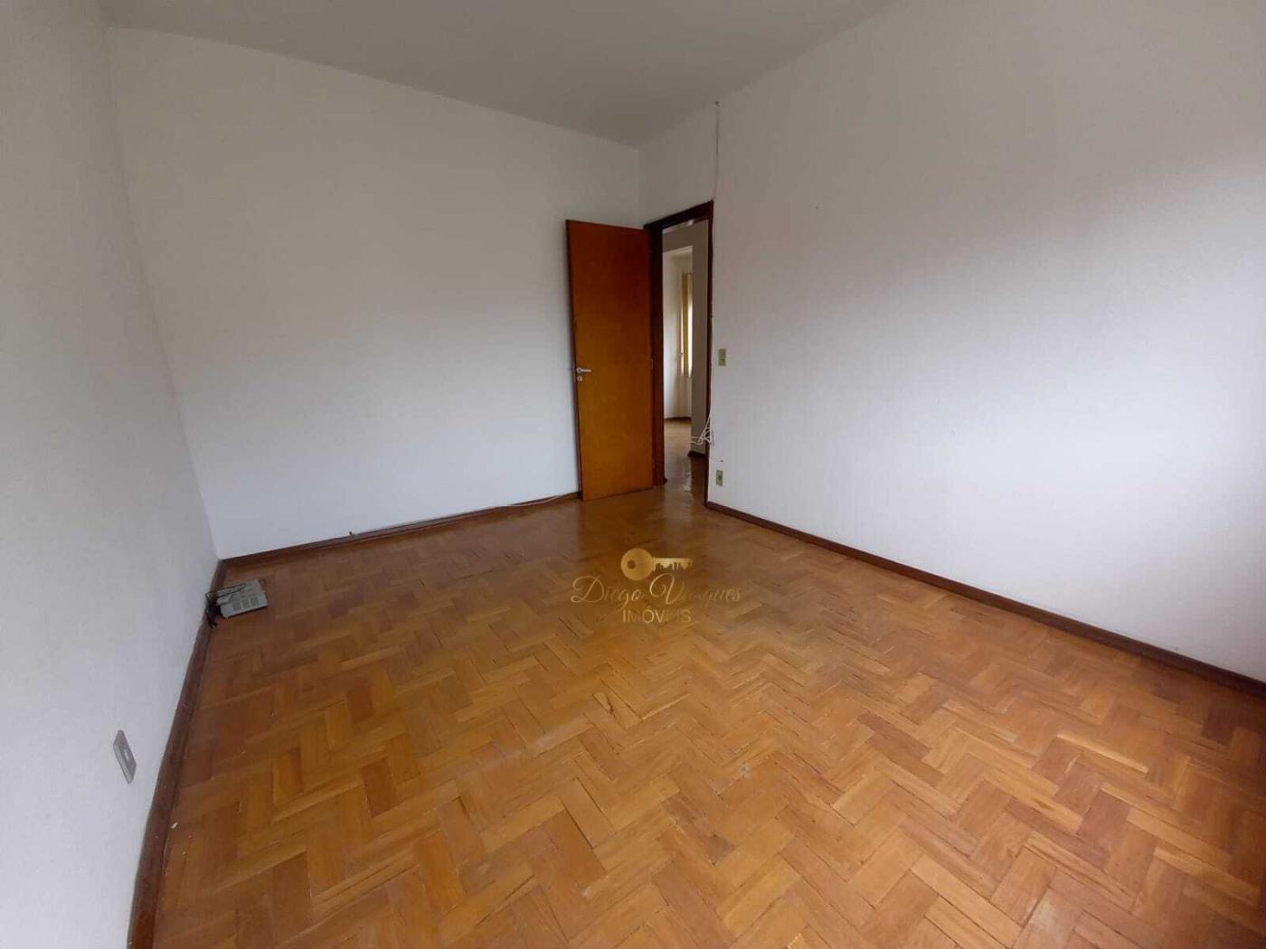 Apartamento à venda com 2 quartos, 60m² - Foto 7