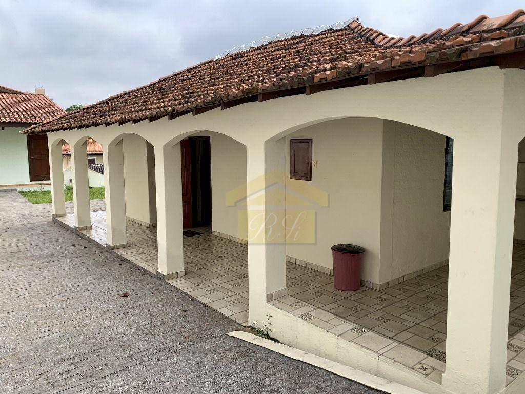 Casa para alugar com 2 quartos, 180m² - Foto 27