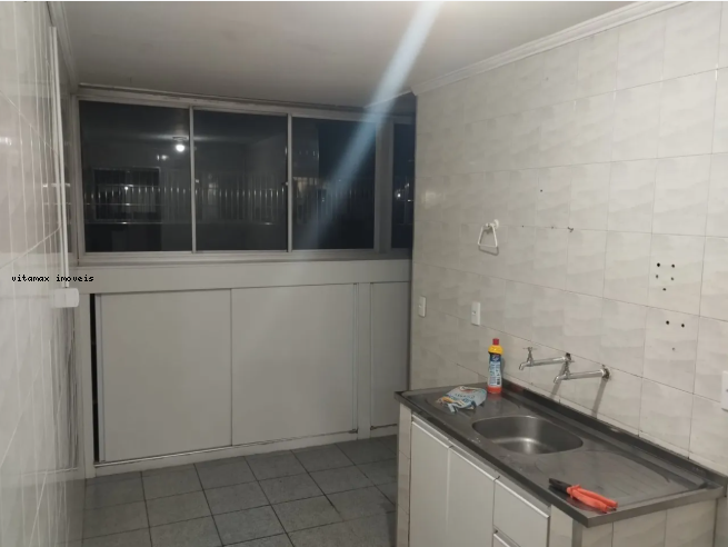 Apartamento à venda com 3 quartos, 63m² - Foto 9