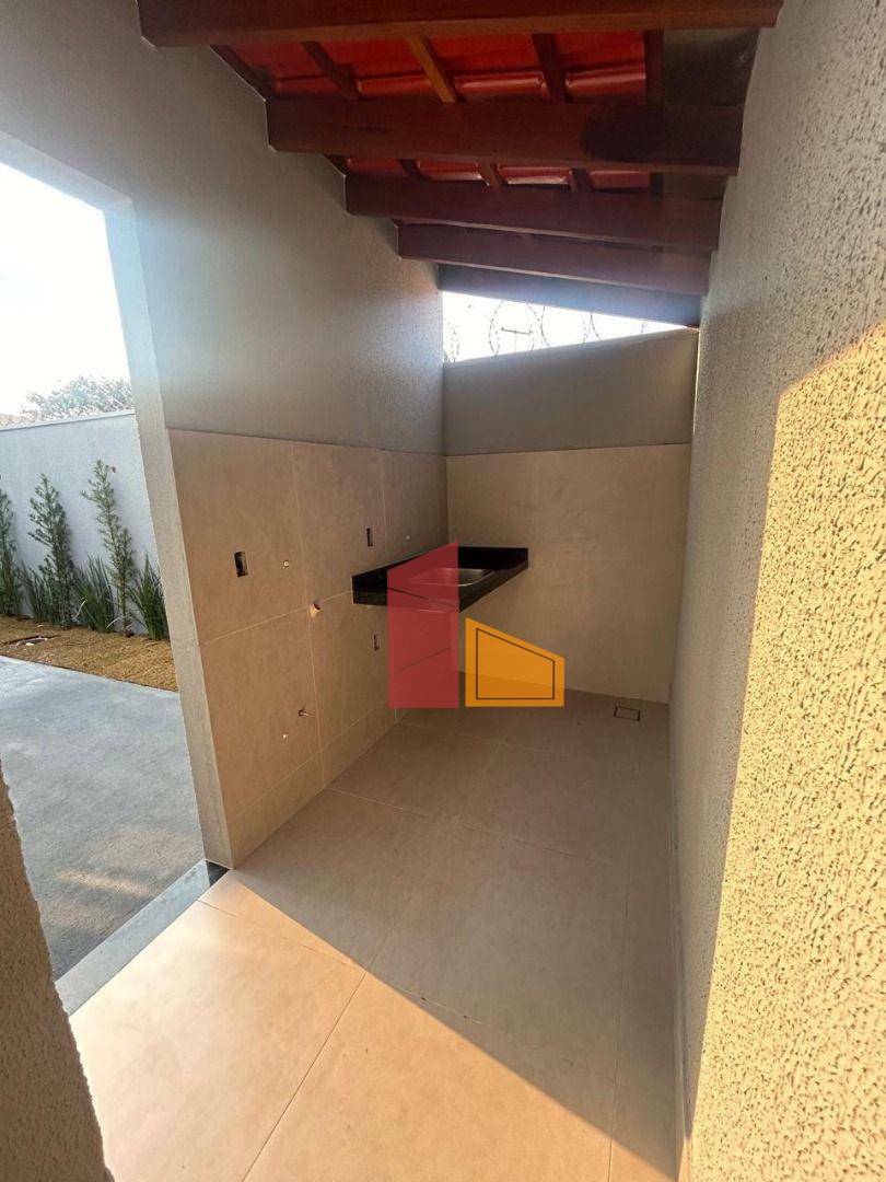 Casa à venda com 3 quartos, 144m² - Foto 5