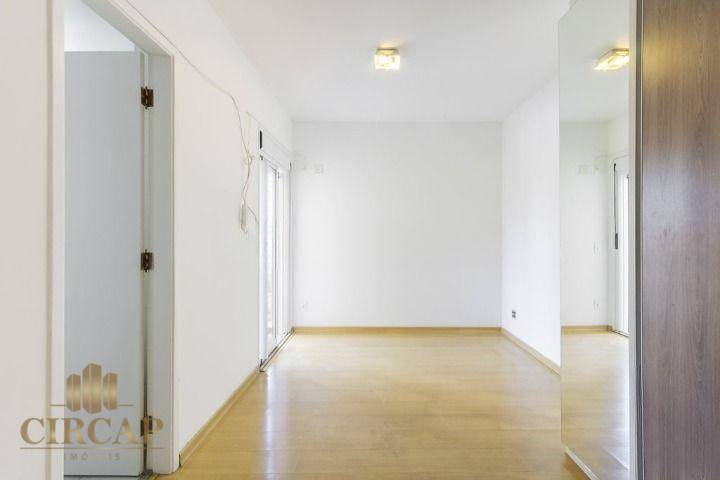 Apartamento à venda com 3 quartos, 130m² - Foto 17