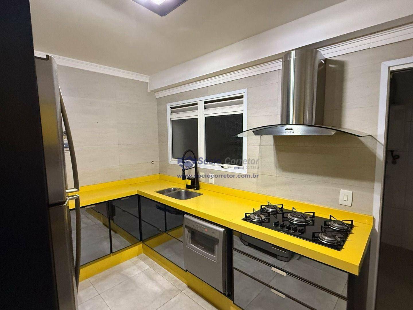 Apartamento para alugar com 3 quartos, 109m² - Foto 4
