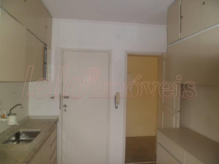 Apartamento para alugar com 3 quartos, 100m² - Foto 12