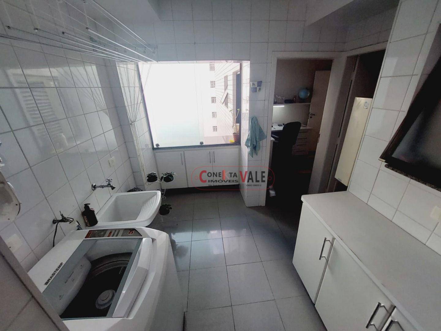 Apartamento à venda com 4 quartos, 115m² - Foto 17