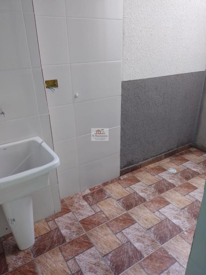 Apartamento para alugar com 2 quartos, 32m² - Foto 11