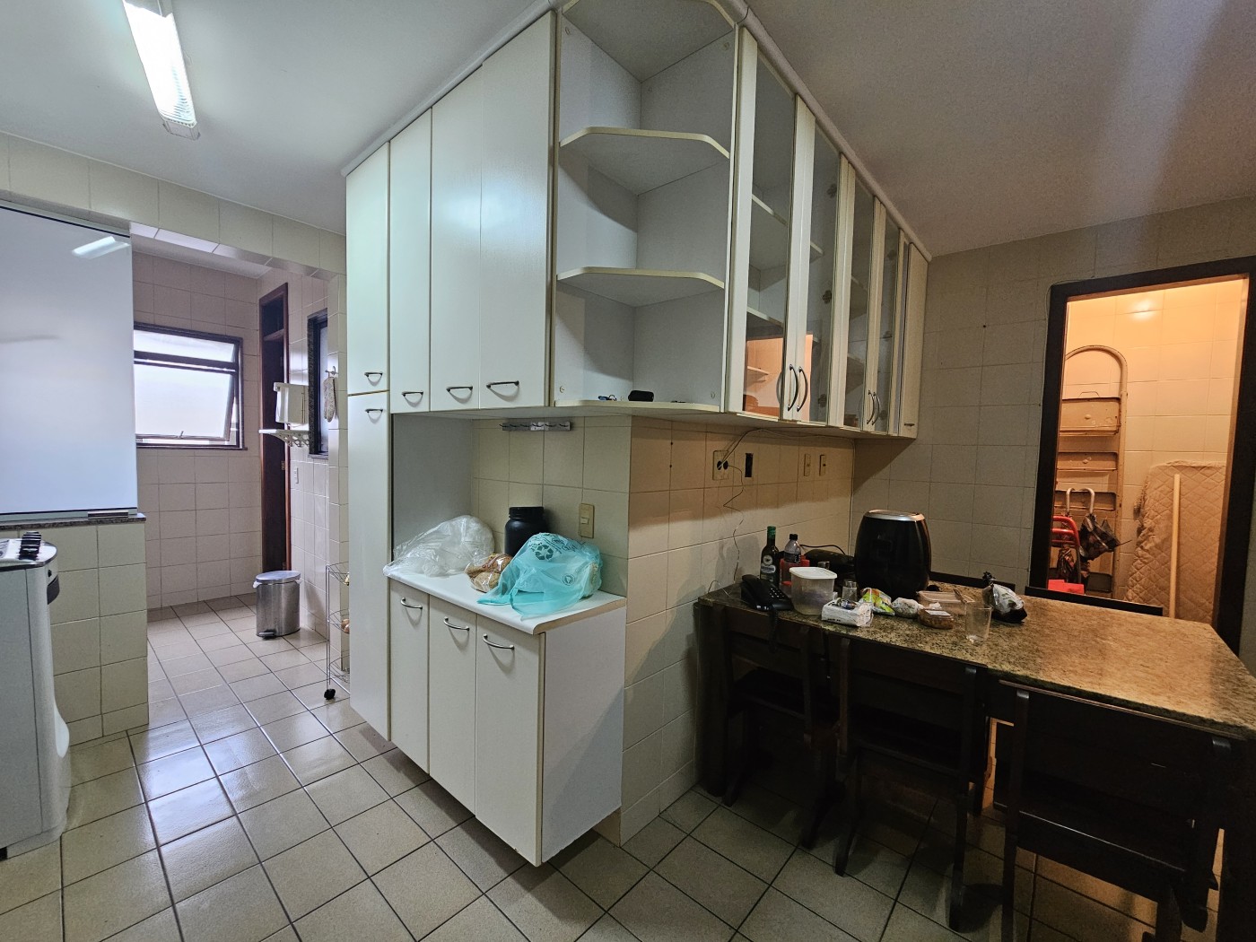 Apartamento à venda com 3 quartos, 112m² - Foto 12