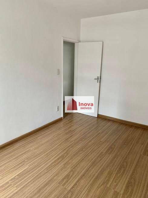 Apartamento à venda com 3 quartos, 90m² - Foto 11