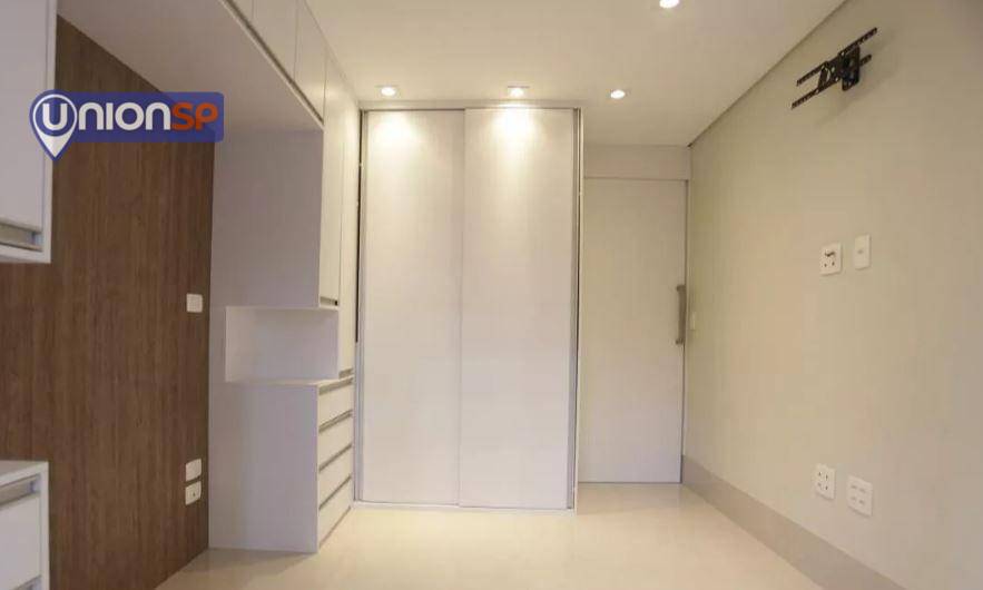 Apartamento à venda com 1 quarto, 36m² - Foto 8