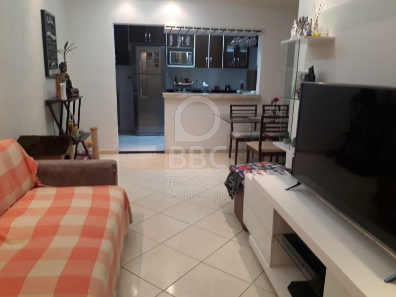 Apartamento à venda com 2 quartos, 78m² - Foto 2