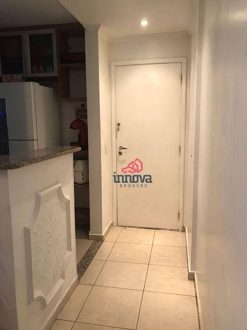 Apartamento à venda com 3 quartos, 65m² - Foto 4