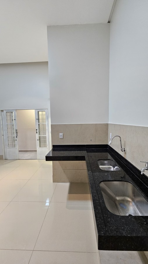 Kitnet e Studio para alugar com 1 quarto, 30m² - Foto 3