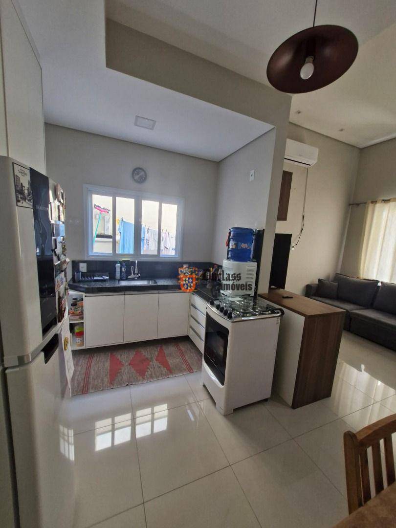 Casa à venda com 3 quartos, 94m² - Foto 6