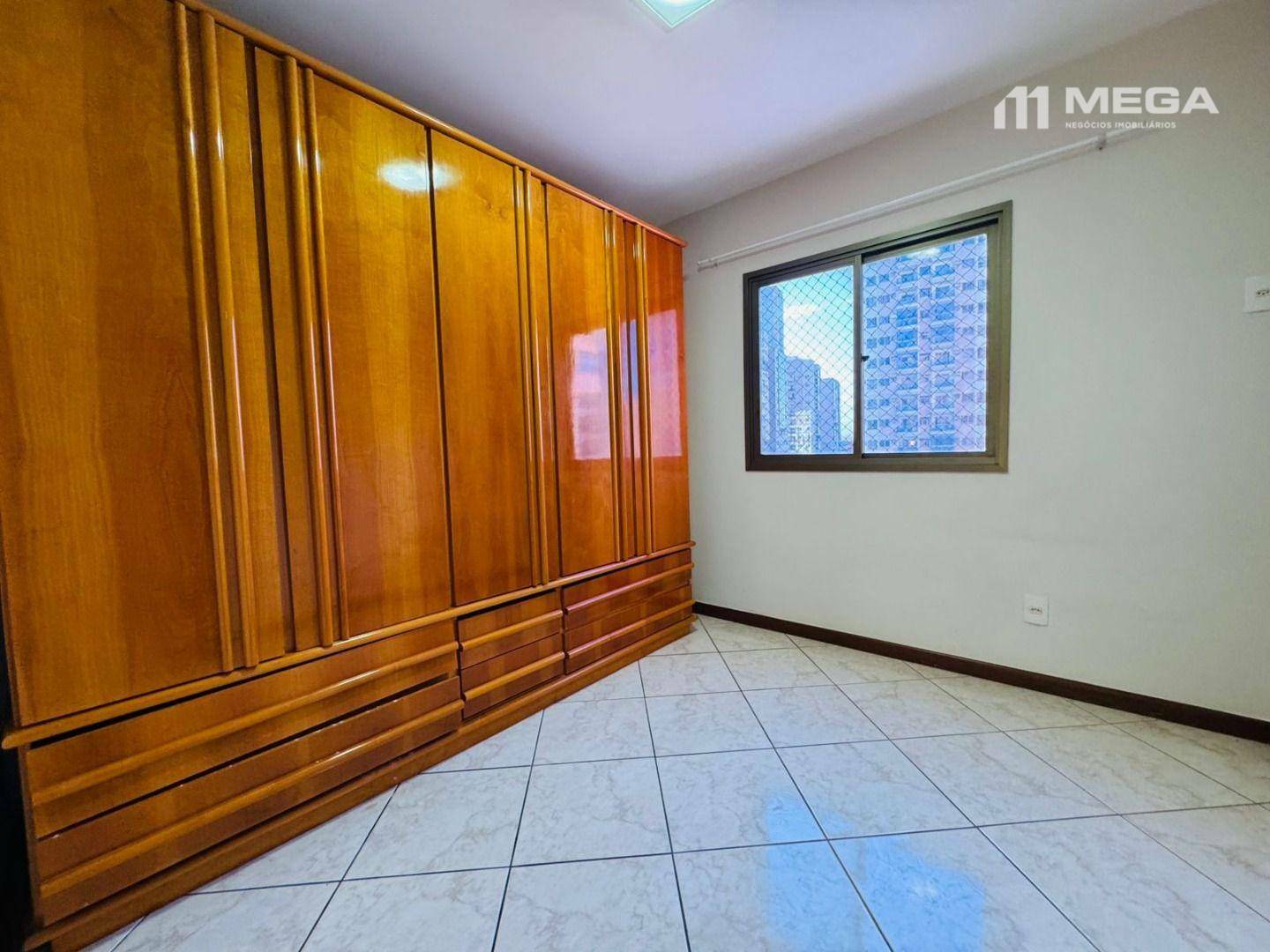 Apartamento para alugar com 3 quartos, 130m² - Foto 11